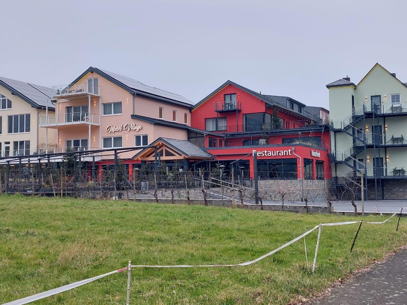Villa Eisfeld Ellenz-Poltersdorf Buitenkant foto